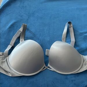 Victoria's Secret Very Sexy Size 38C